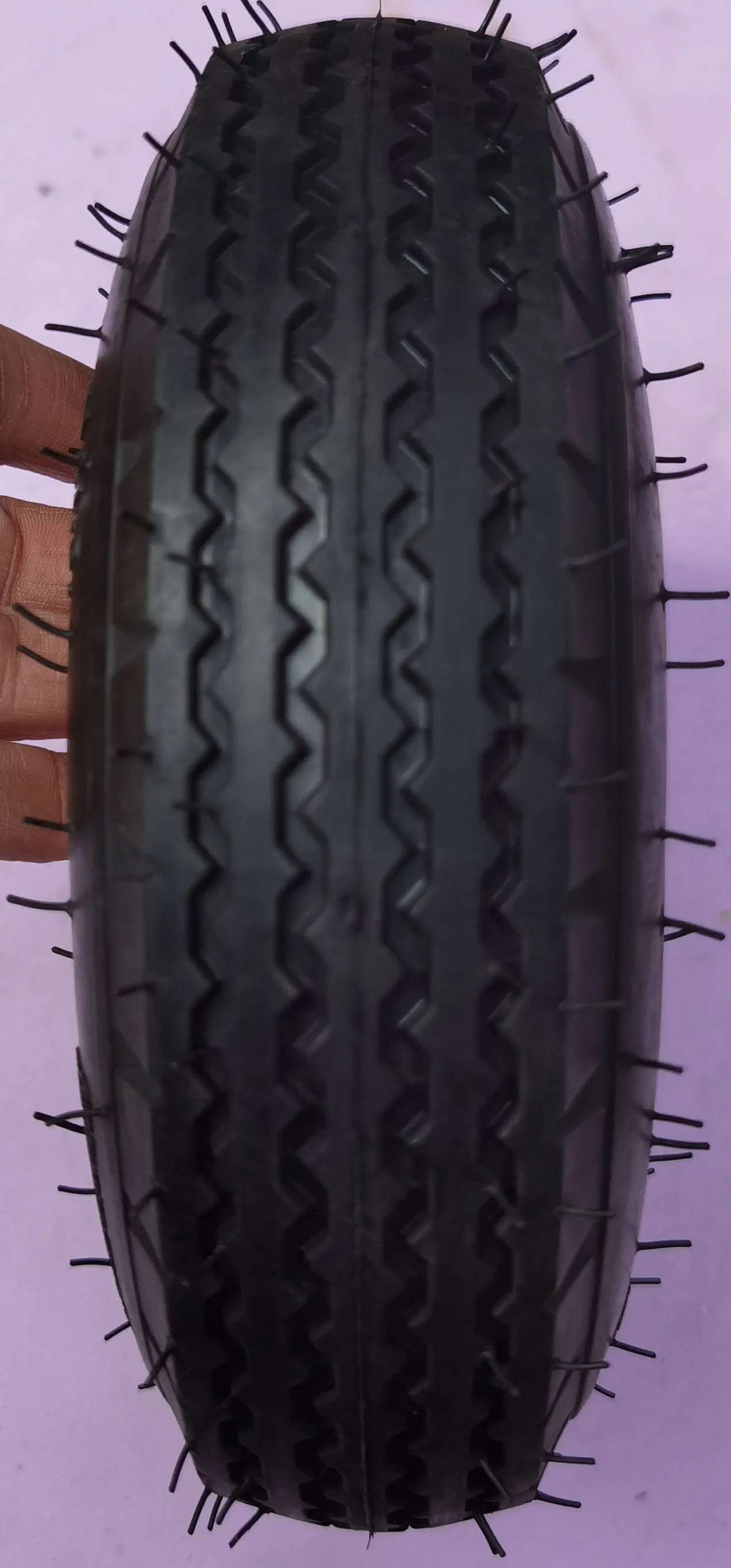 2.80/2.50-4 Pneumatic Inflatable Rubber Wheelbarrow Wheel Tire with Metal Rim