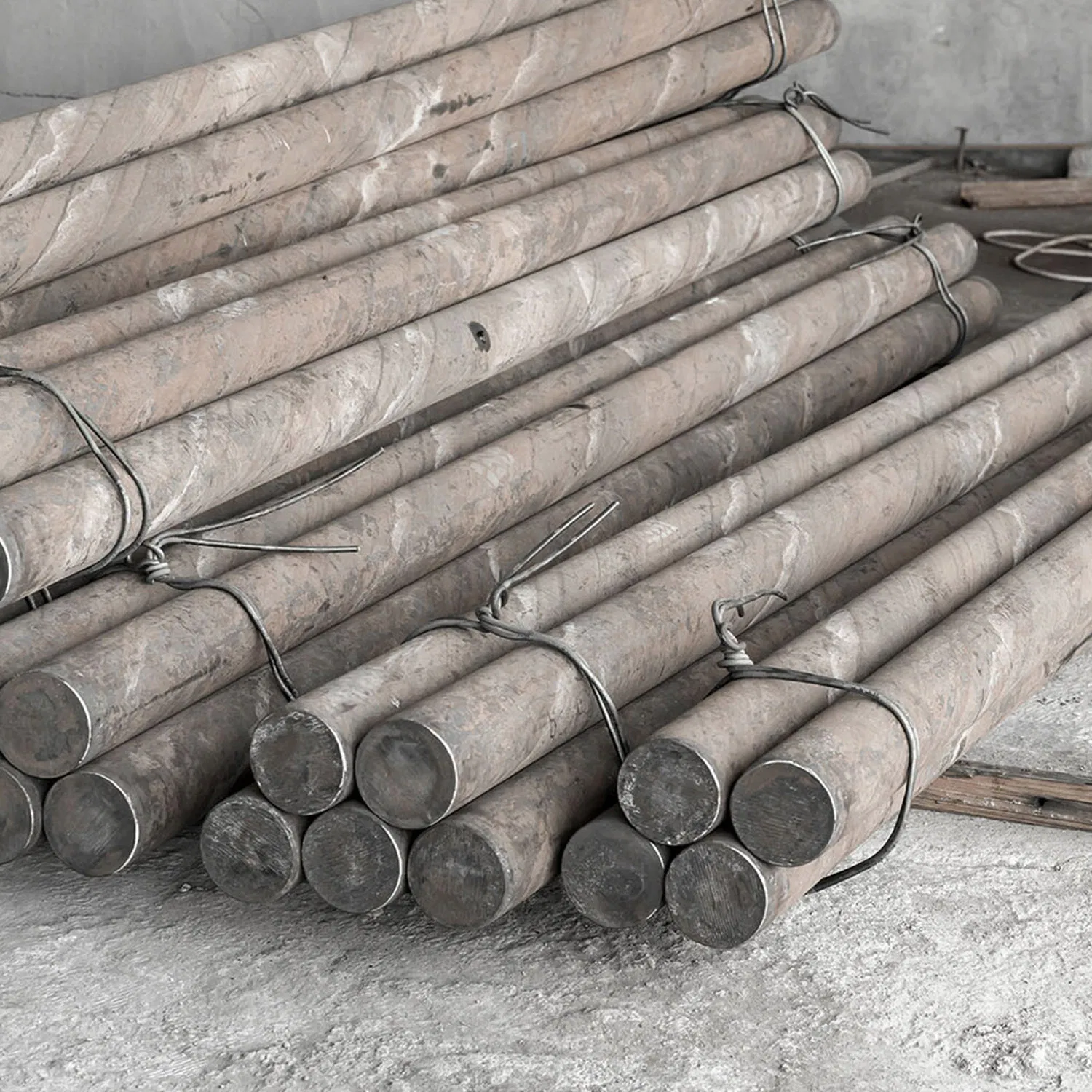 Стальной помольный стержень для горнодобывающей и цементной промышленности