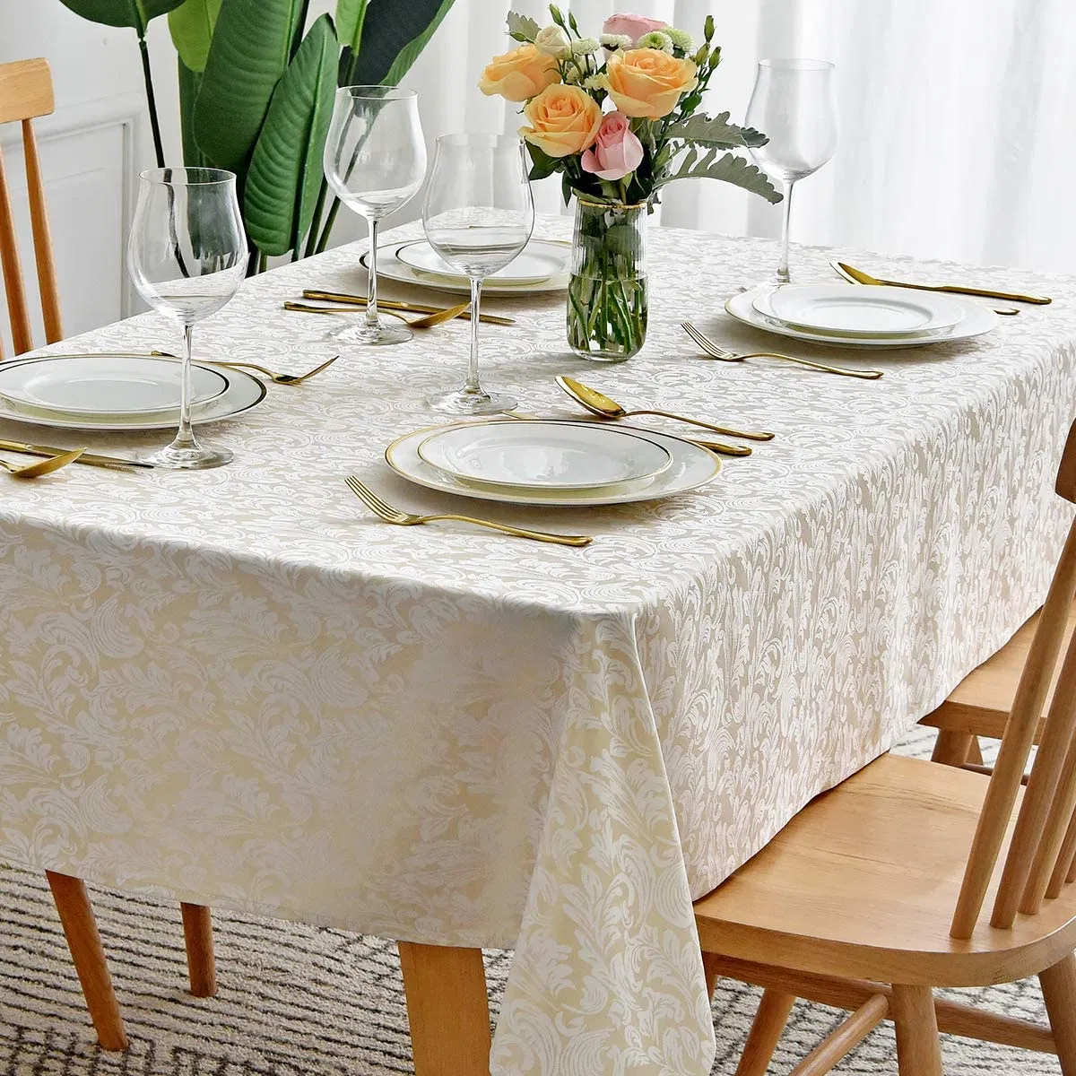 Jacquard Tablecloth Damask Design Water Resistance Antiwrinkle Oil Proof Table Cloth for Buffet Banquet Parties