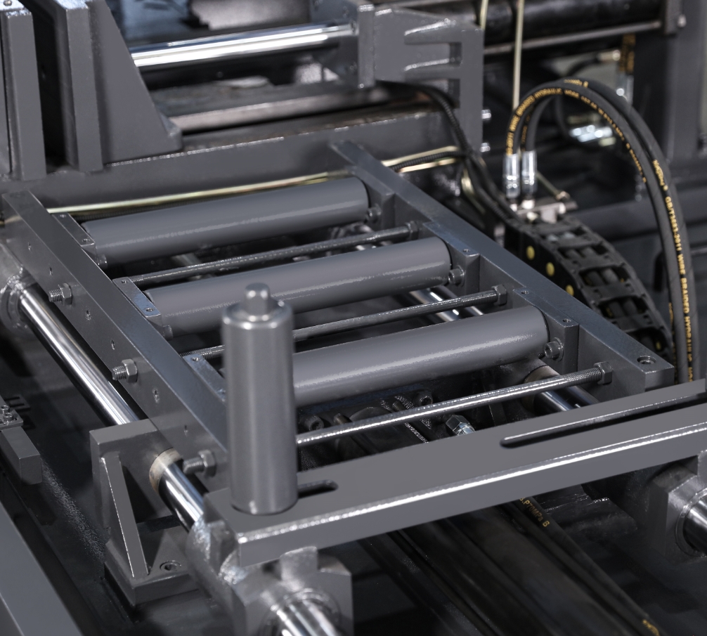 Ленточная пила по металлу автоматическая с PLC и редуктором