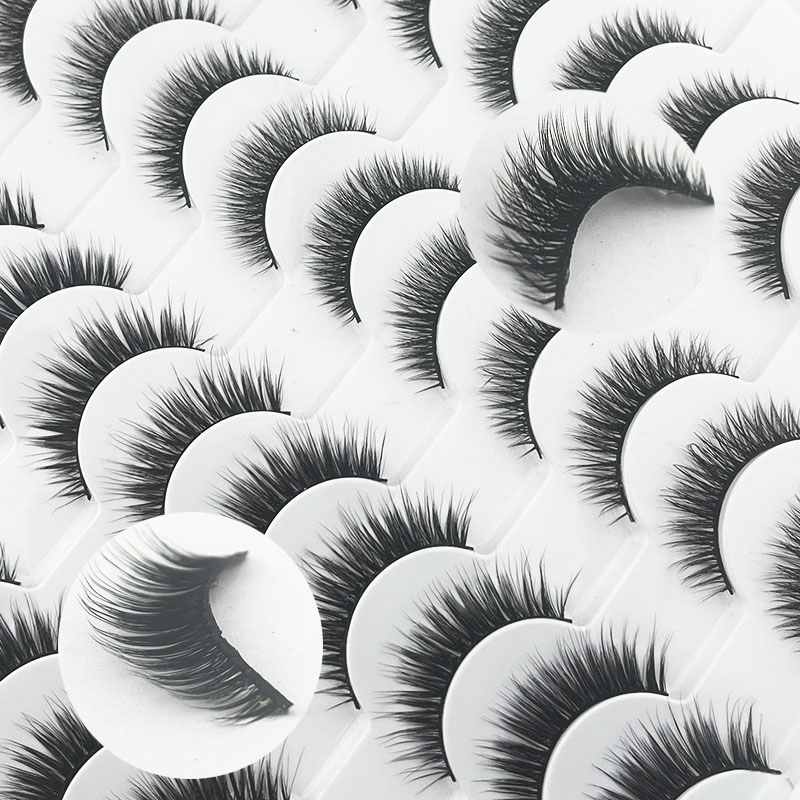Natural Lashes, Short Eye Lashes, Wispy Faux Mink Lashes, 20pairs of Natural-Looking Fluffy Cat-Eye Strips for Small False Lashes