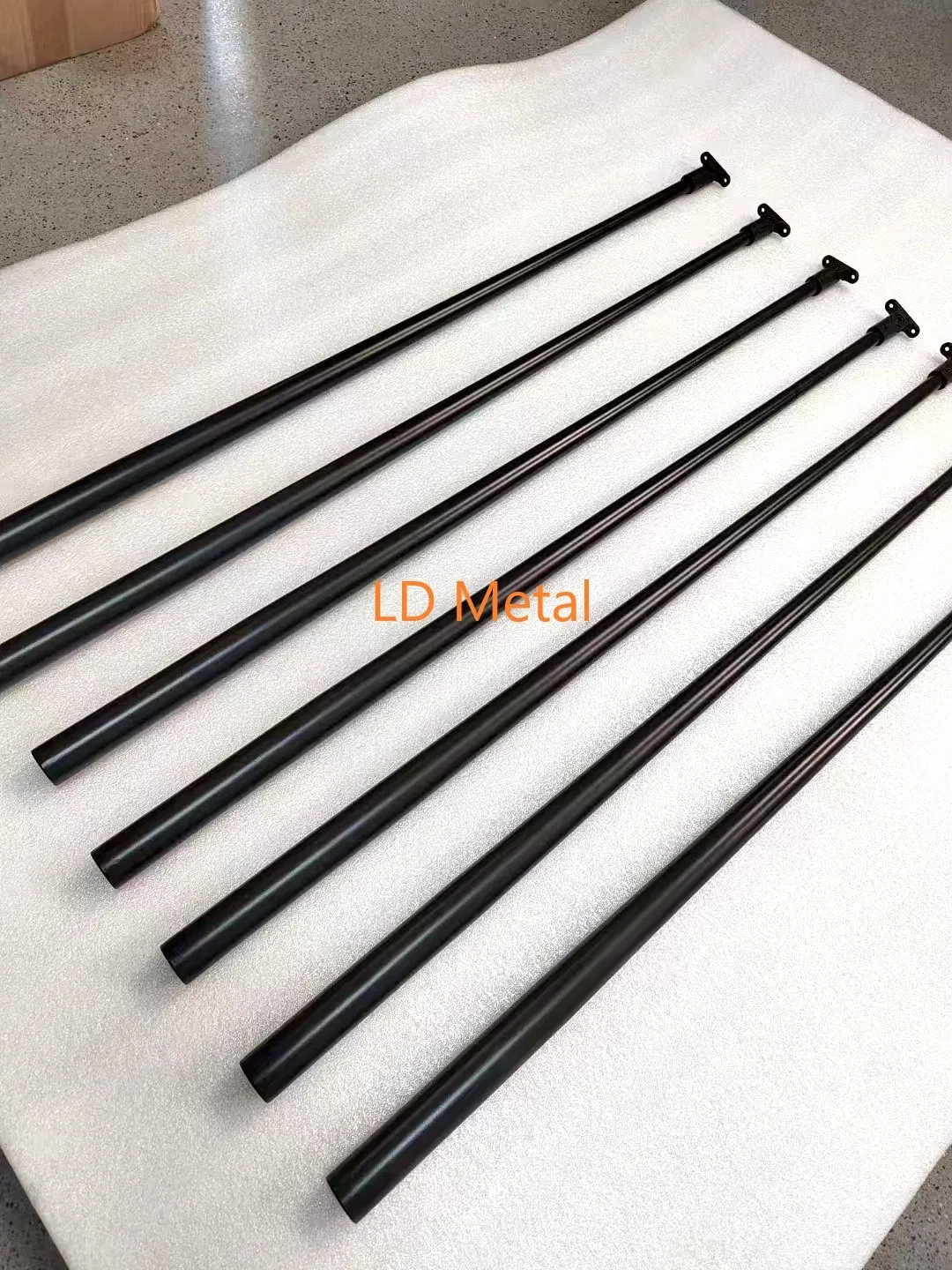 Black Solid Round Tapered Wrought Iron Baluster for Indoor Staircase Railing