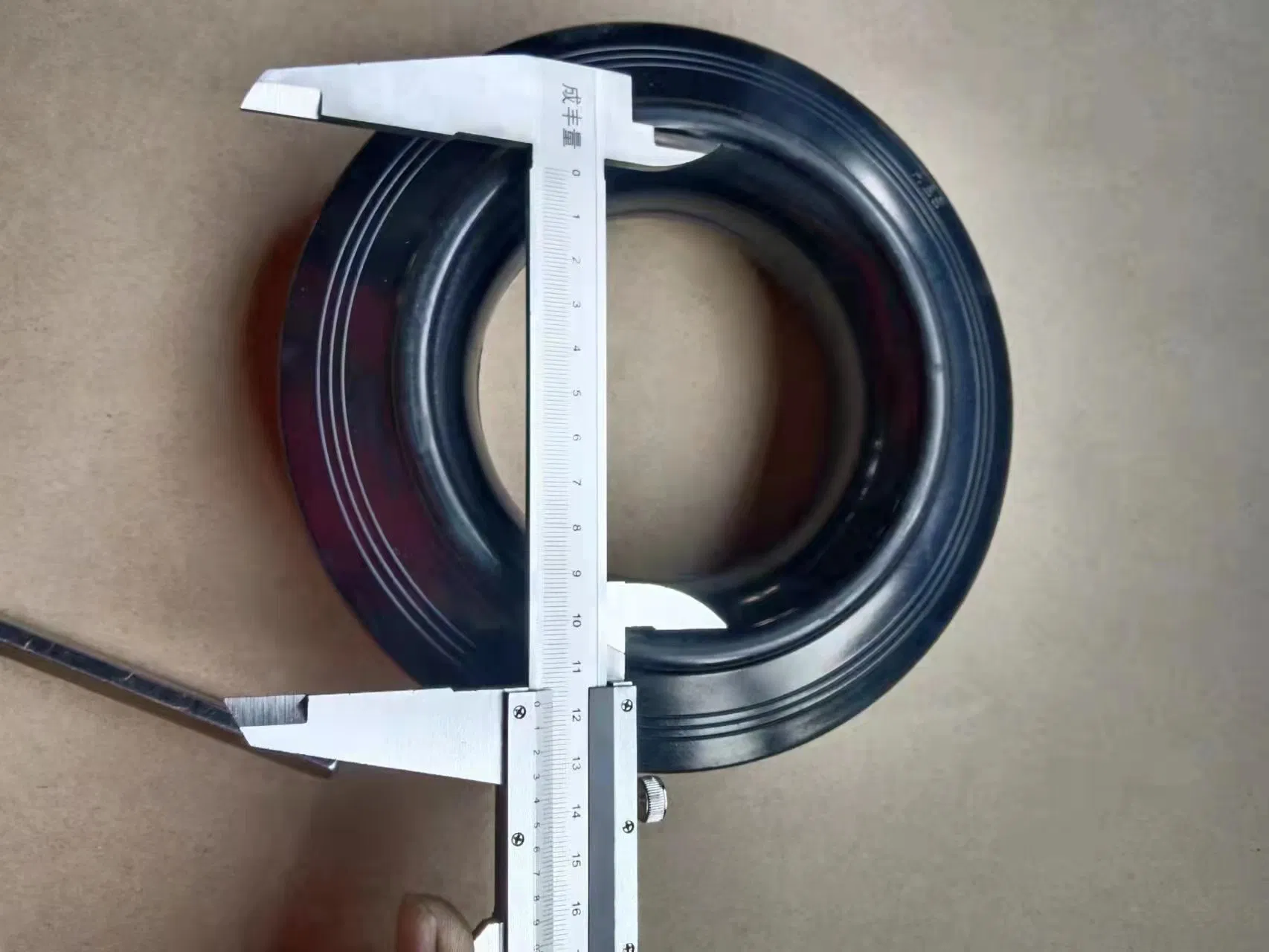 Rubbish Bin Solid Rubber Wheel