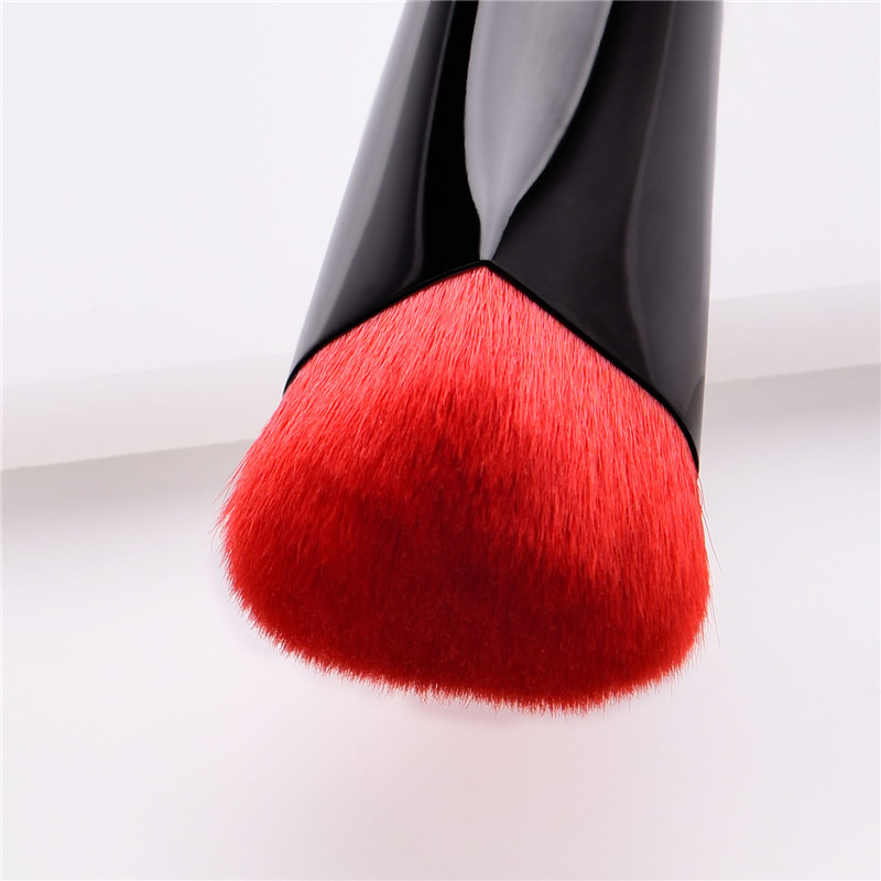 Wholesale Premium Synthetic Foundation Brush Face Powder Blush Heart Shape Single Makeup Brush