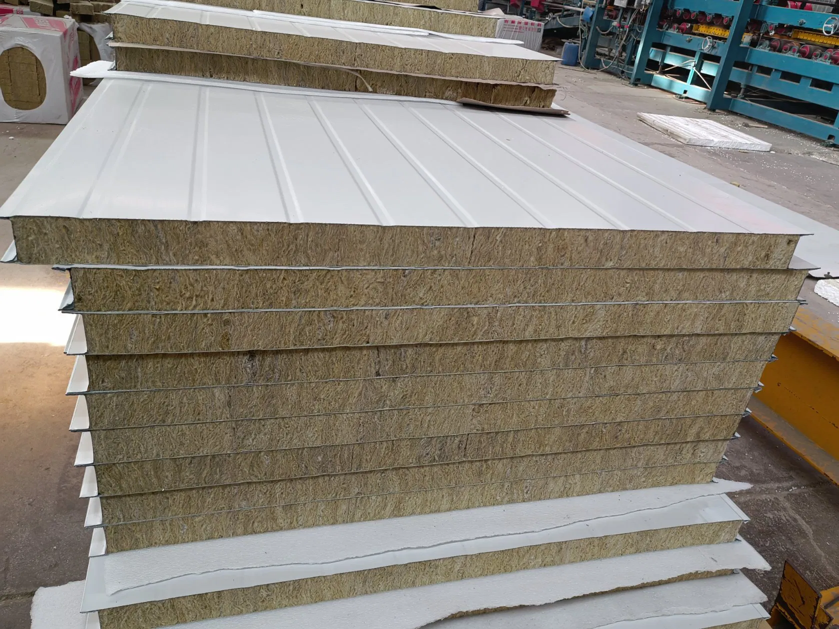 Fireproof Insulated Polyurethane Sandwich Panel for Building Structure