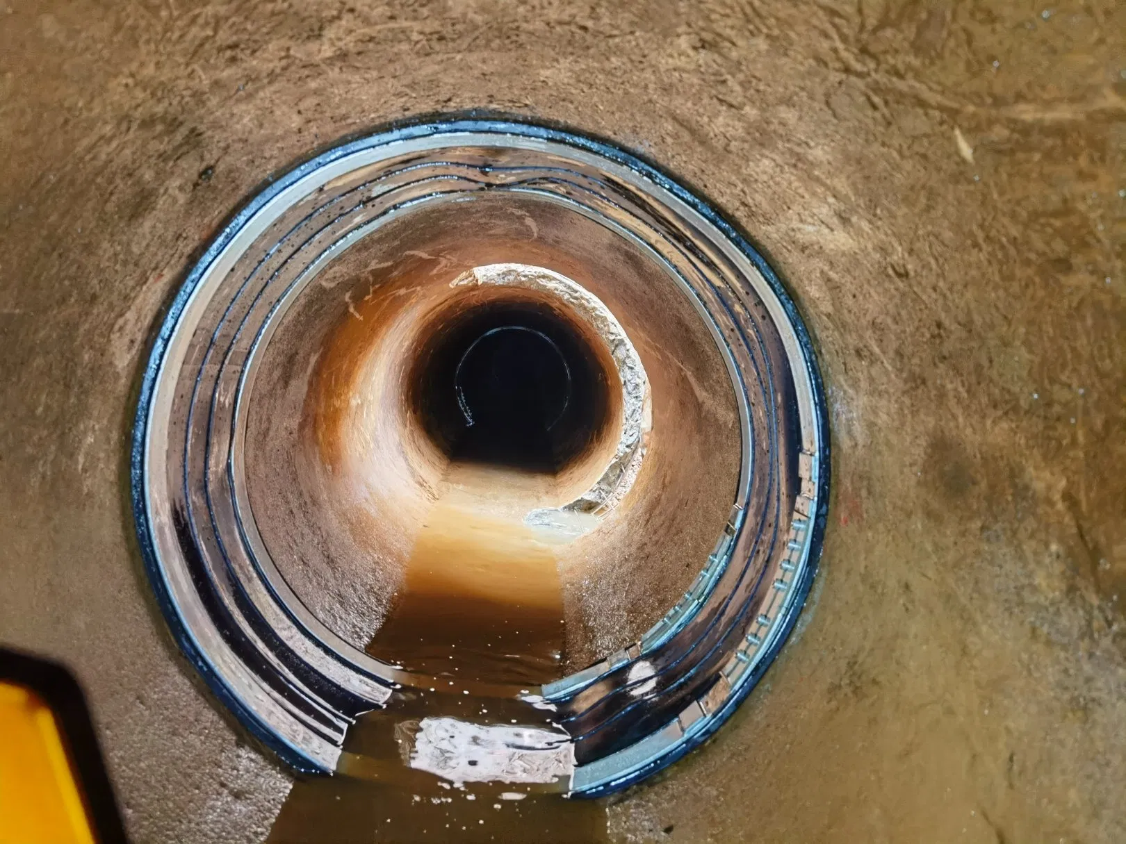 Trenchless Internal Pipe Joint Seal for Non-Excavation Infrastructure Maintenance