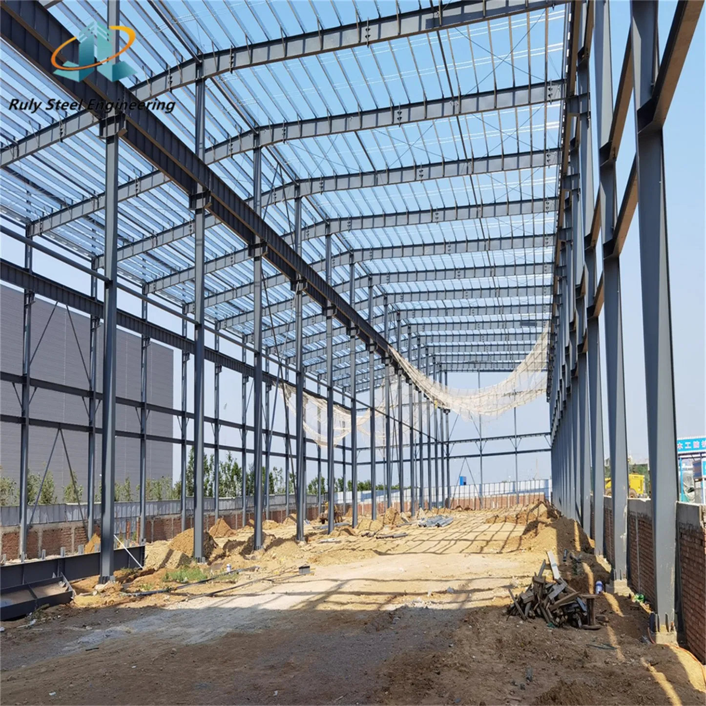 Good Seismic Performance Aluminum Alloy Window Made in China Prefab Structure Steel Warehouse