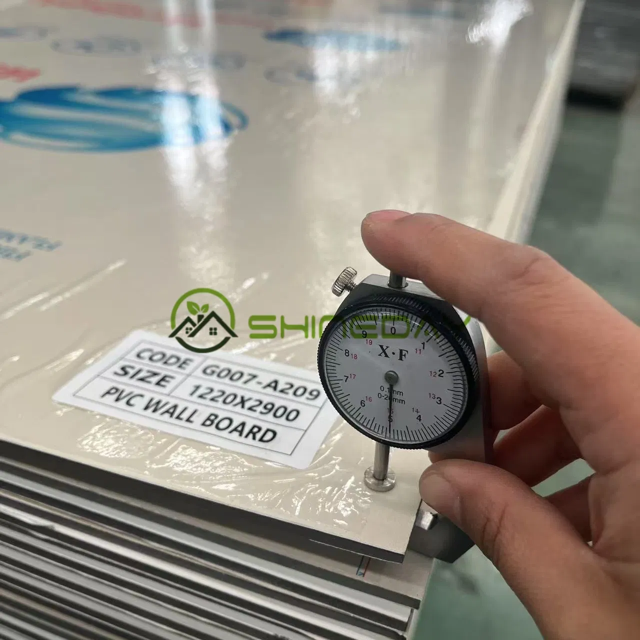 China Customized Carbon Crystal Foamed PVC Panel 8mm Hot Glue Bamboo Charcoal Board for Indoor Decor