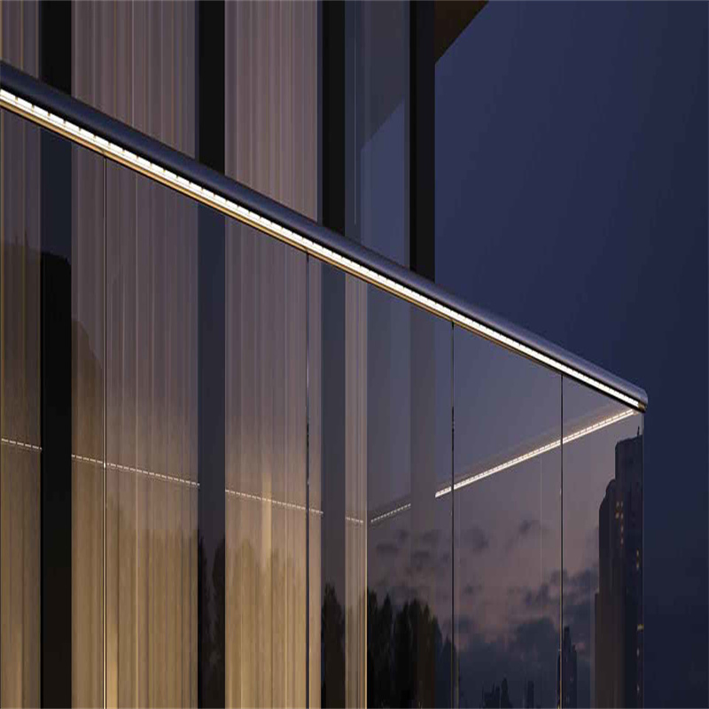 Best Selling Robust Continuous Glass Railing for Resorts