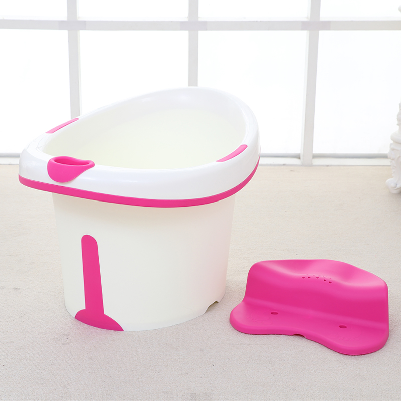 Детская ванночка с бортиком и сиденьем для купания