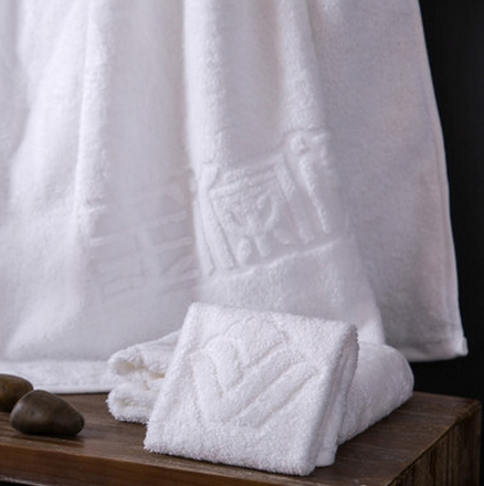 Hot Sale White Custom Luxury Towels Hotel Cotton Jacquard Weaving Bath Towel