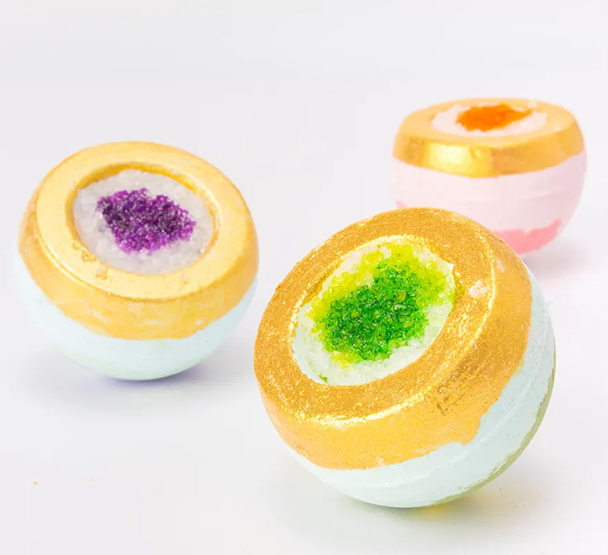 Online Wholesale and Retail Bath Foam Fizzies Luxury Summer Tiny Crystal Bath Bomb Colorant Set New Form Bath Bombs Gift Vegan Foaming Sea Salt Bath Bombs