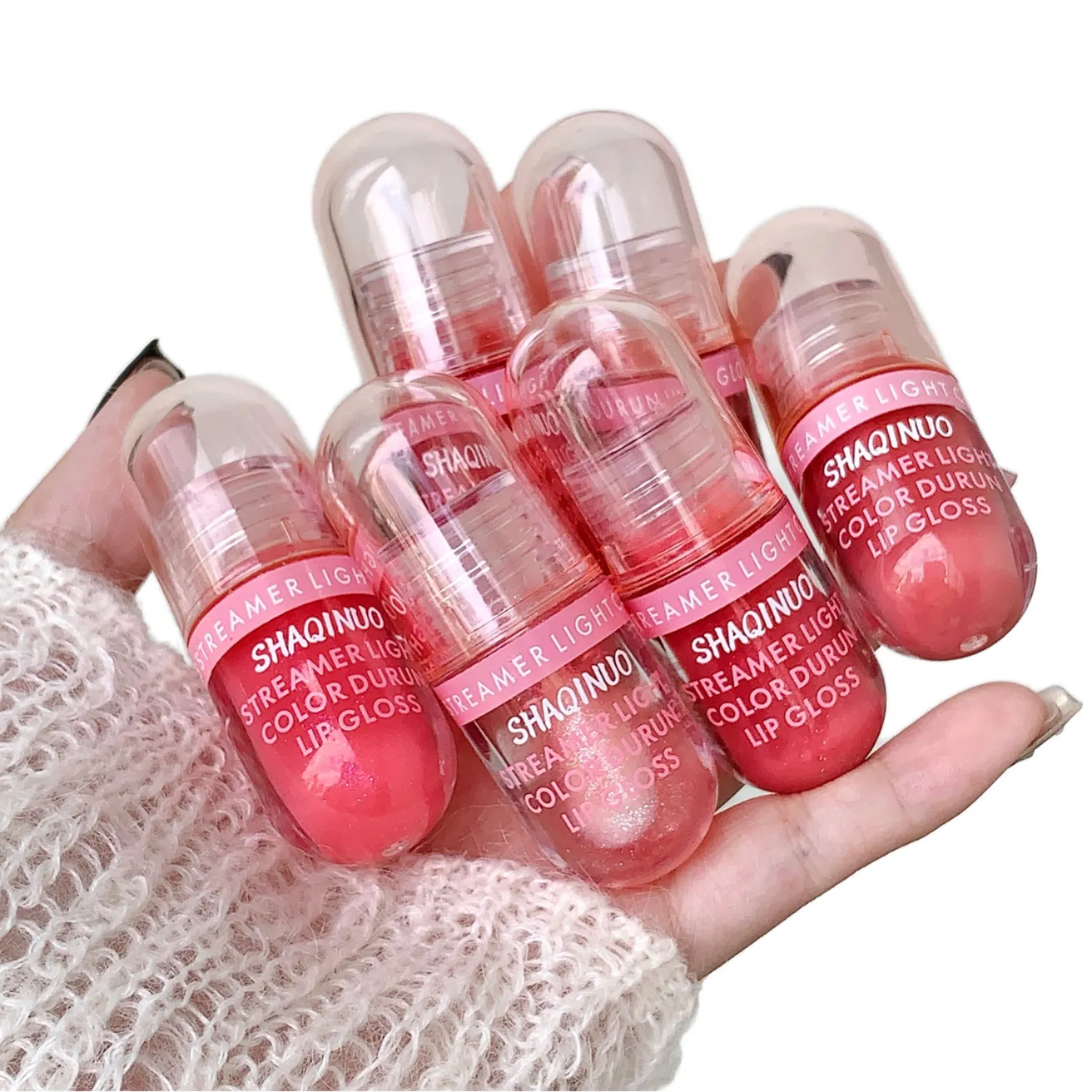 Vibrant Mineral Lip Gloss with Moisturizing Properties for Bulk Orders