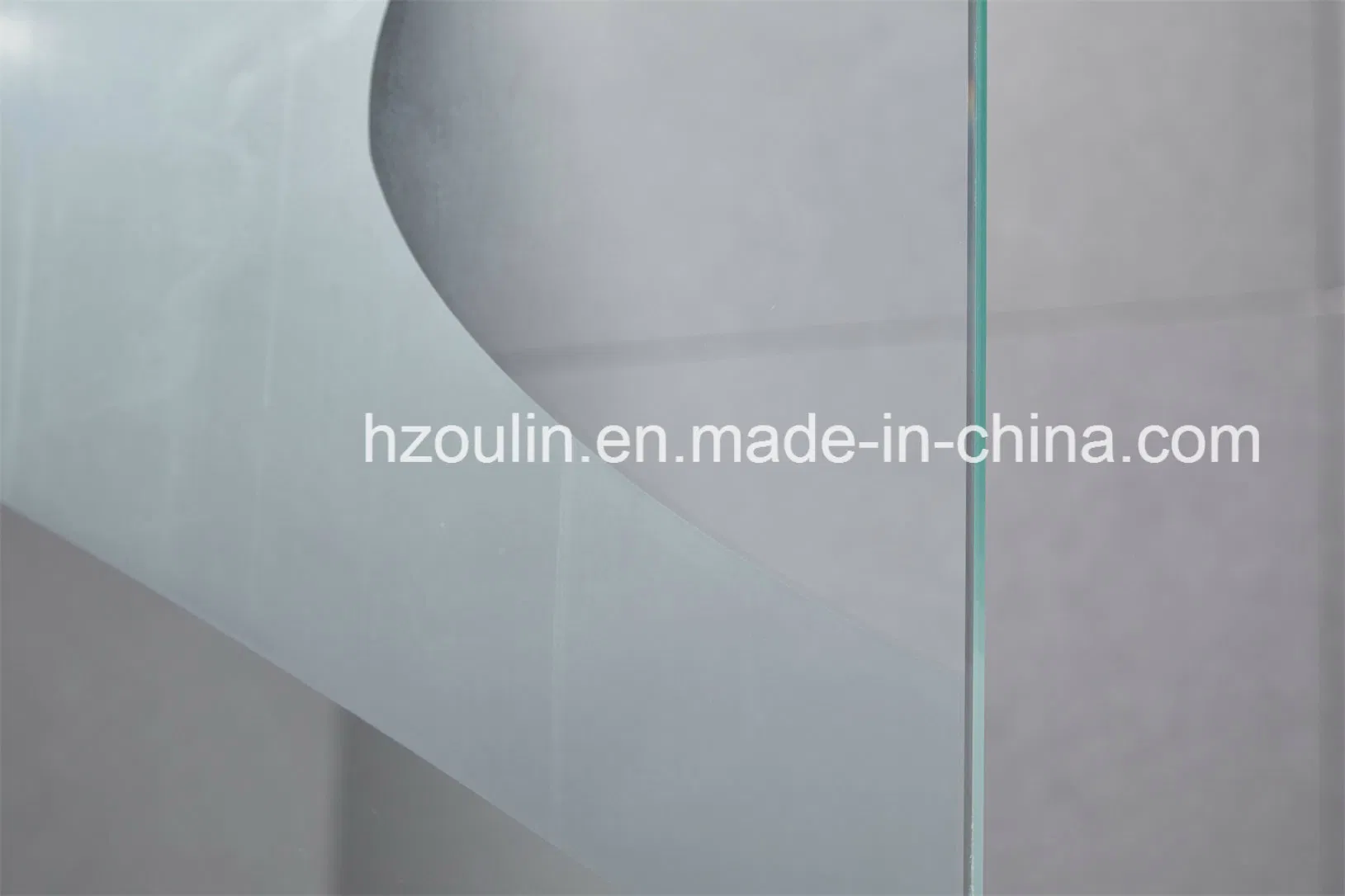 Walk in with Shaped Pattern