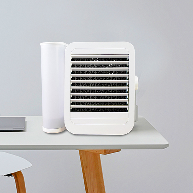 Silent Portable USB Humidifying Air Cooler for Personal Use