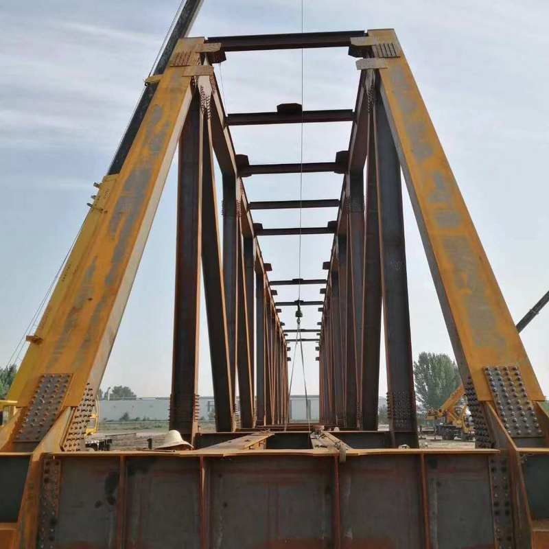 Prefab Steel Structure Railway Bridge Footbridge Over River Bridge Pedestrian Bridge