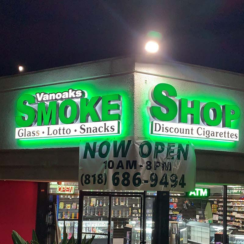 Cheap Ezd Light up 3D Channel Letter Business Logo Vape Shop Sign