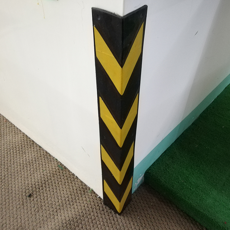 800mm Yellow and Black Reflective Rubber Corner Guard