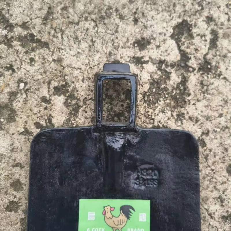 H320 Railway Steel Garden Hoe with Wood Handle 8.27in Blade Durable