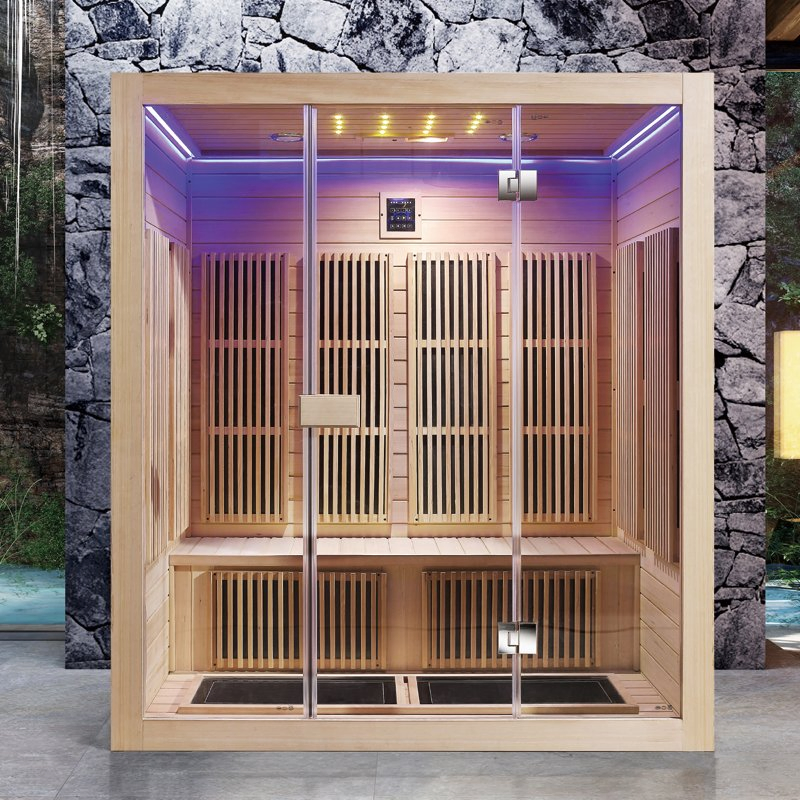 Большая деревянная сауна с сухим паром на 4 человека