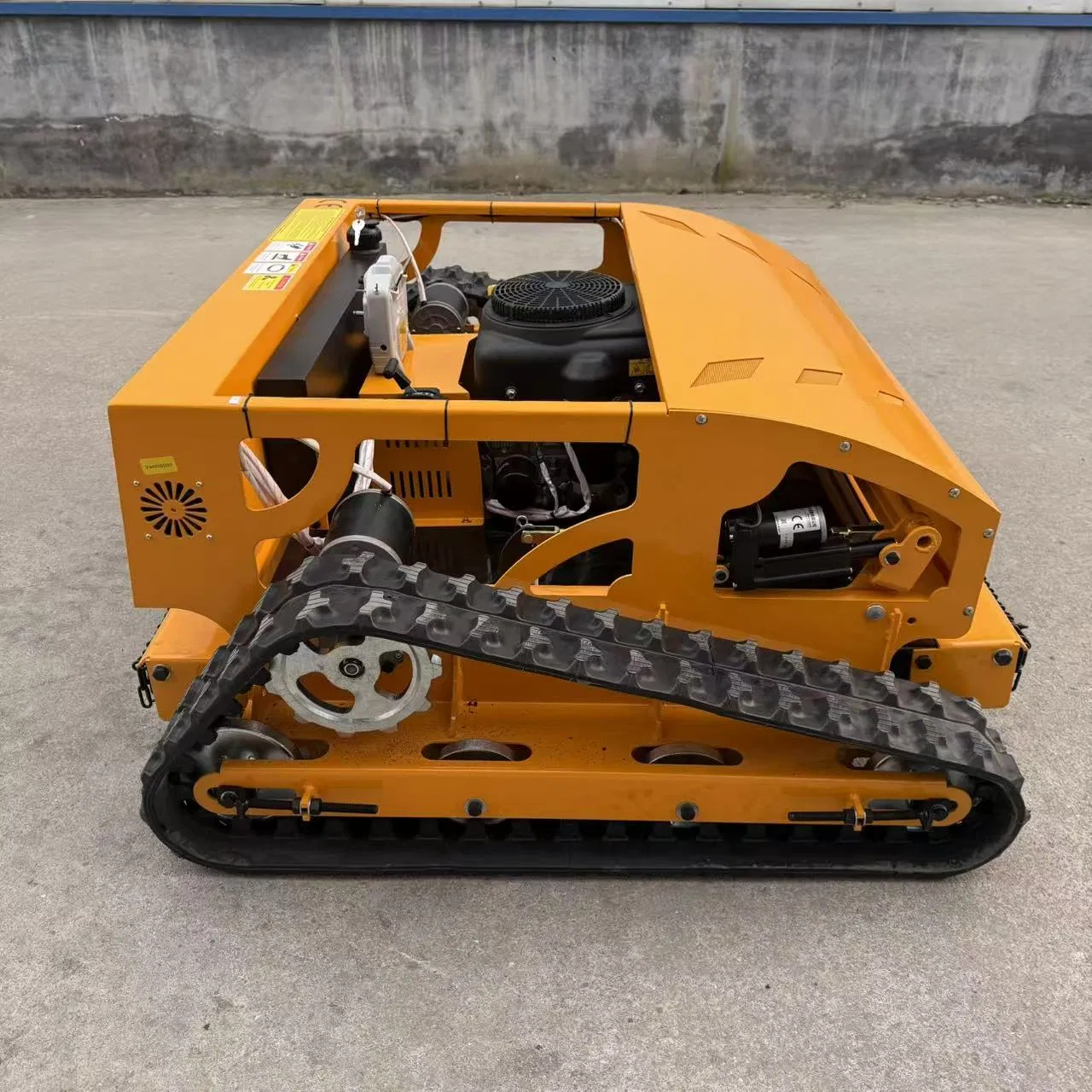 China Leading Professional Lawn Mower Spot Products