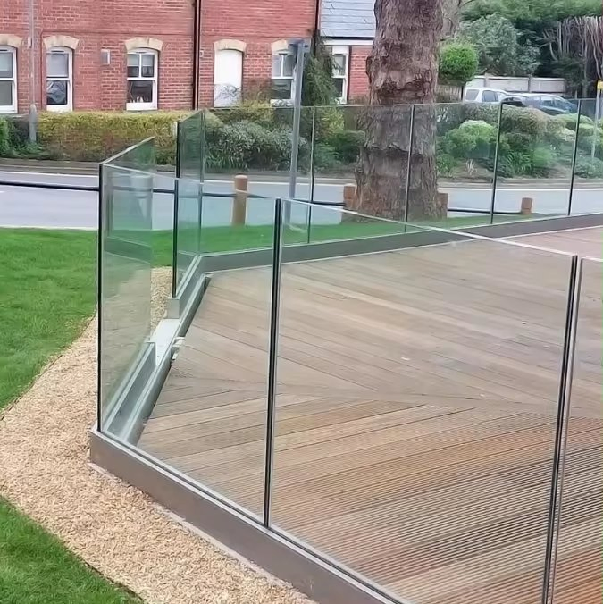 Outdoor Lobby Pool Fence Edge Aluminum Glass Clip Shoe U Channel Base