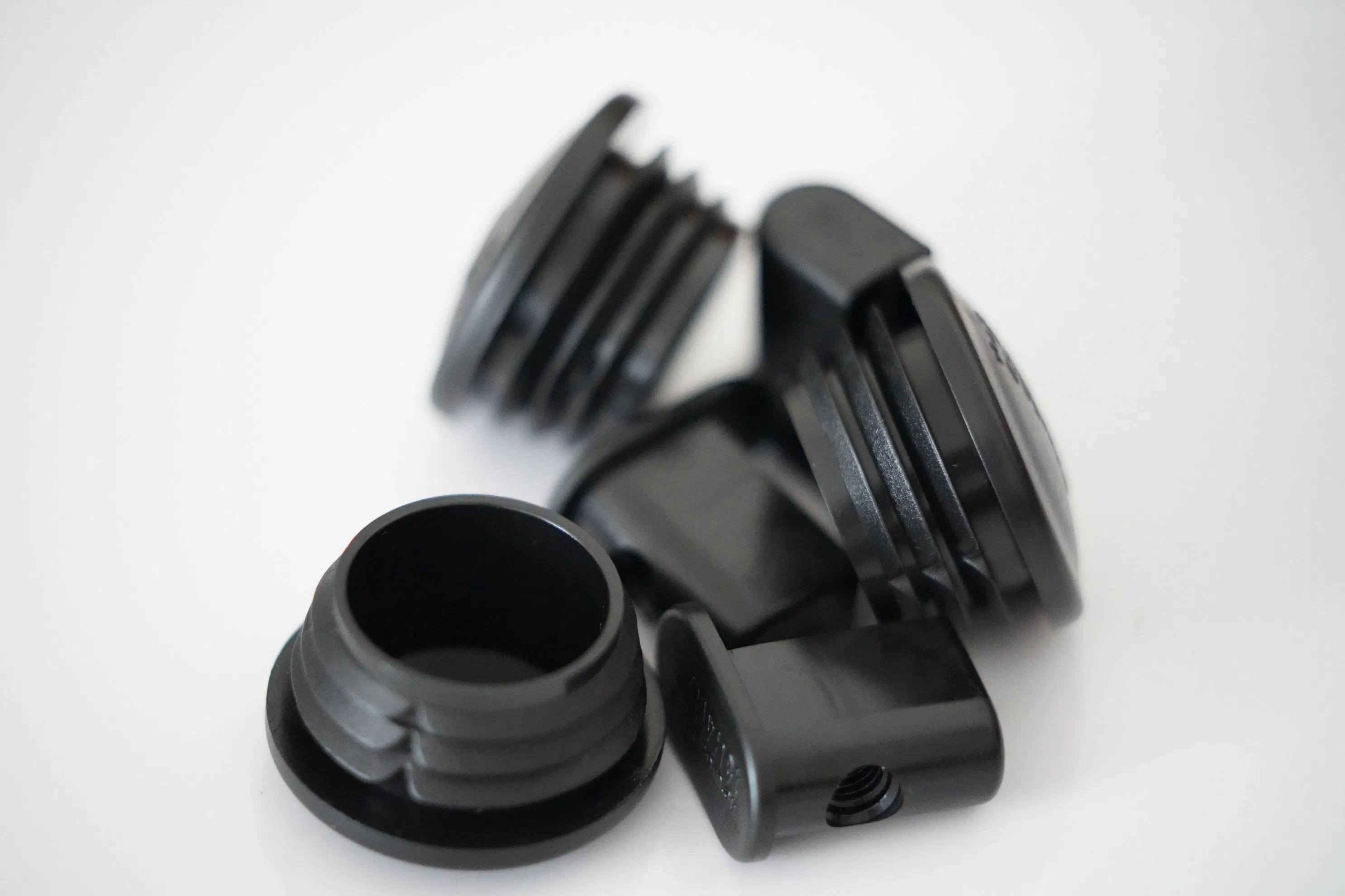 Custom Molded Polyethylene Plastic End Caps with Tapped Hole for Aluminium Extrusion