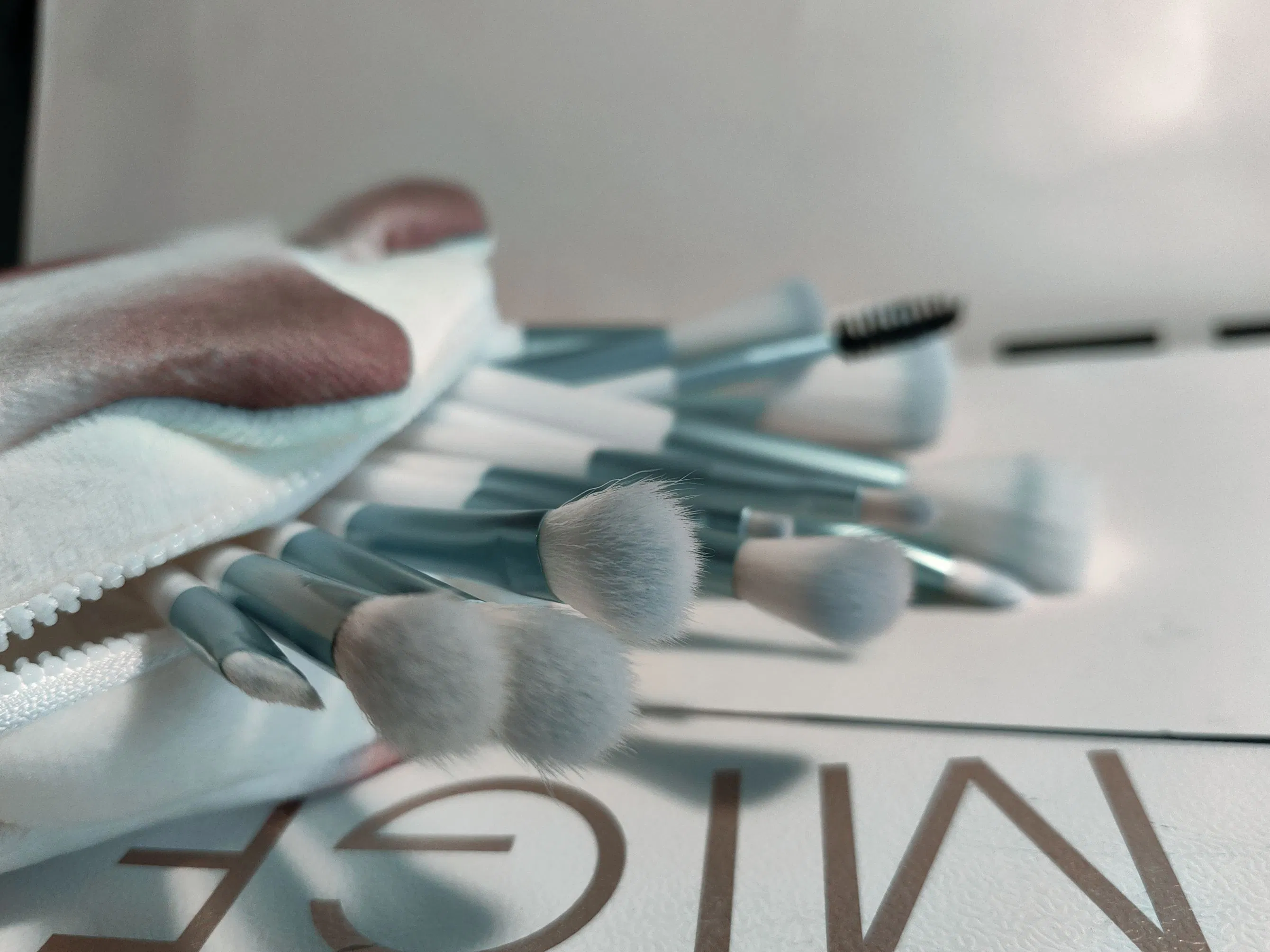 2025 12PCS Wholesaler Makeup Brush Set Professional Beauty Tool