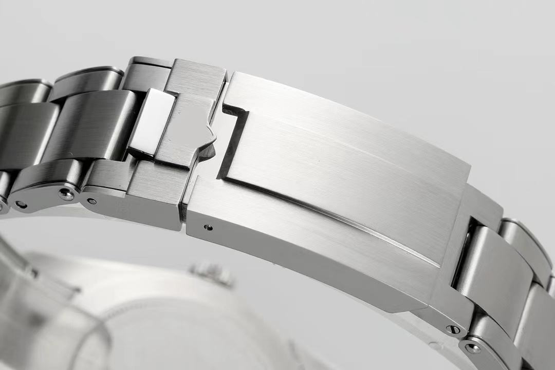 High Quality Men Quartz Leather Strap Waterproof Luminous Week Men Watch 1: 1 Replica Watches Luxury Watch