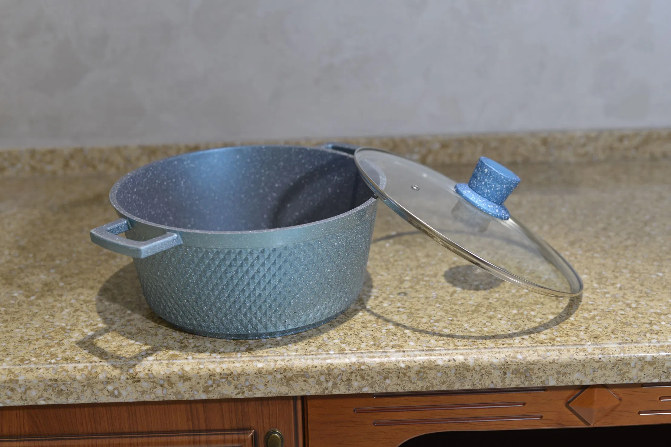 OEM Crystal Design 28 Cm Casserole Non-Stick Aluminum Soup Pot