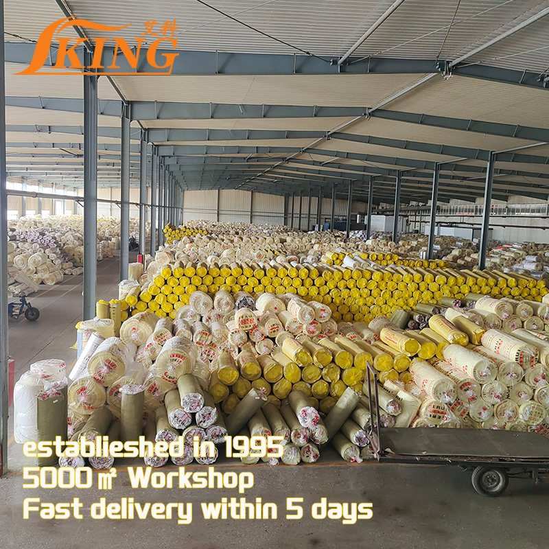 Isoking Fiberglass Wool Glasswool Blanket/Roll Building Material Thermal Insulation with CE