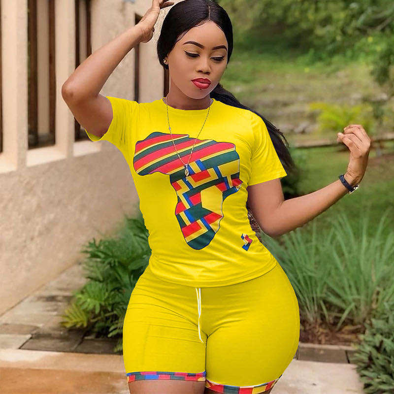 Комплект женский камуфляж футболка и шорты