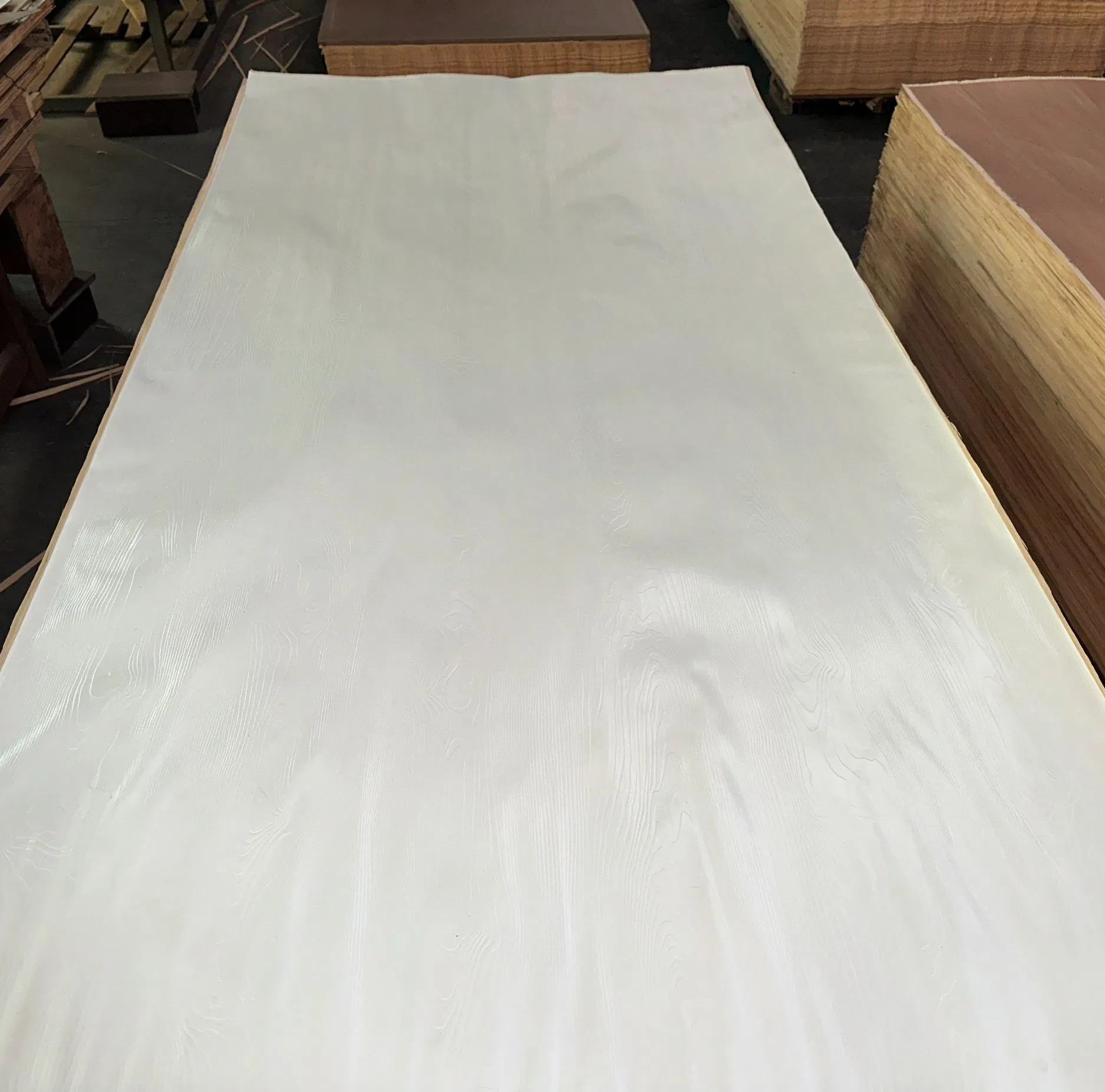 High Quality Synchronous Decorative Melamine Faced Engineered Veneer