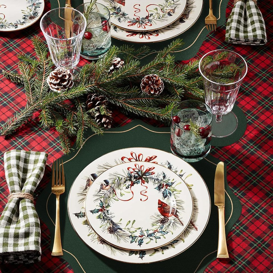 Set of 4 Christmas Round Vinyl Placemats with Coasters 12" Scalloped Antique Red Faux Leather Placemats Waterproof Placemat Wipeable Heat Resistant for 7-10" Pl