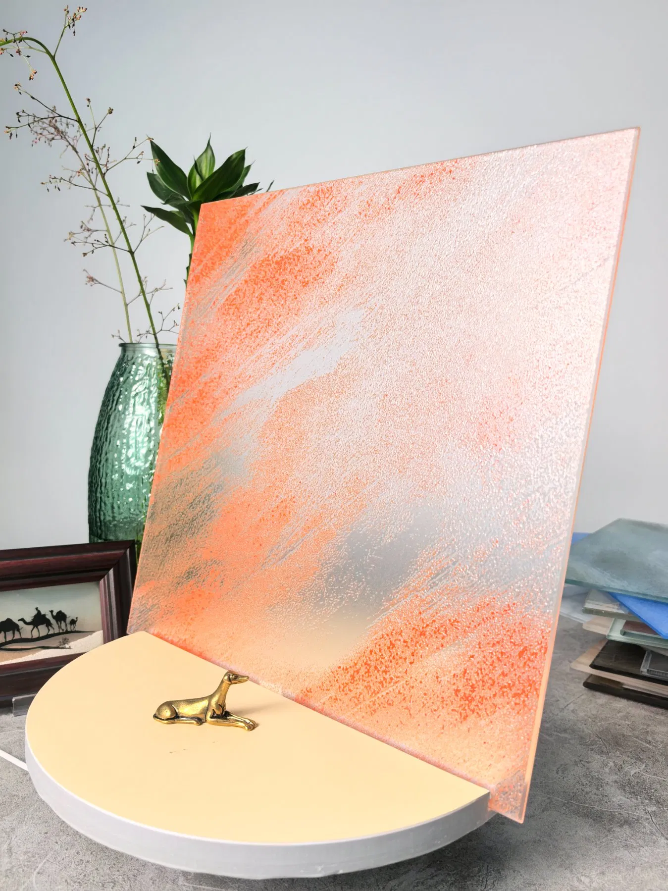 High Tempered, Fire Prevention, Waterproof, Sun Protection, High Temperature Resistance Color Glazing Glass for Furniture