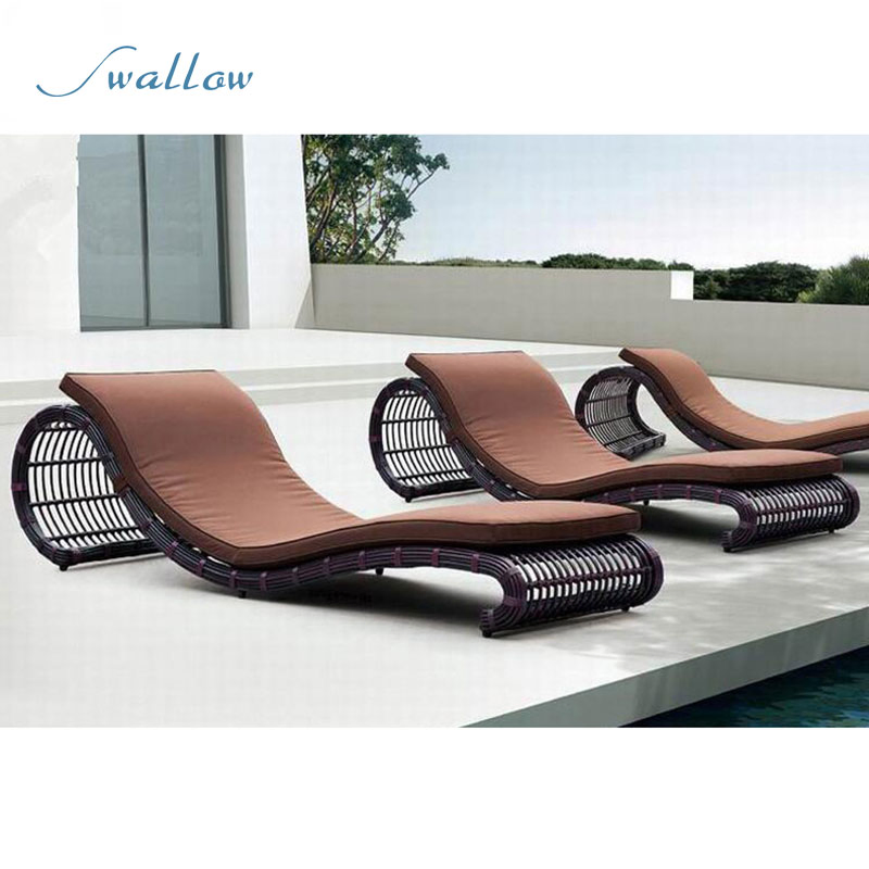 High Quality Garden Lounger Hotel Outdoor Furniture Swimming Pool Sun Bed Rope Woven Outdoor Sun Lounger