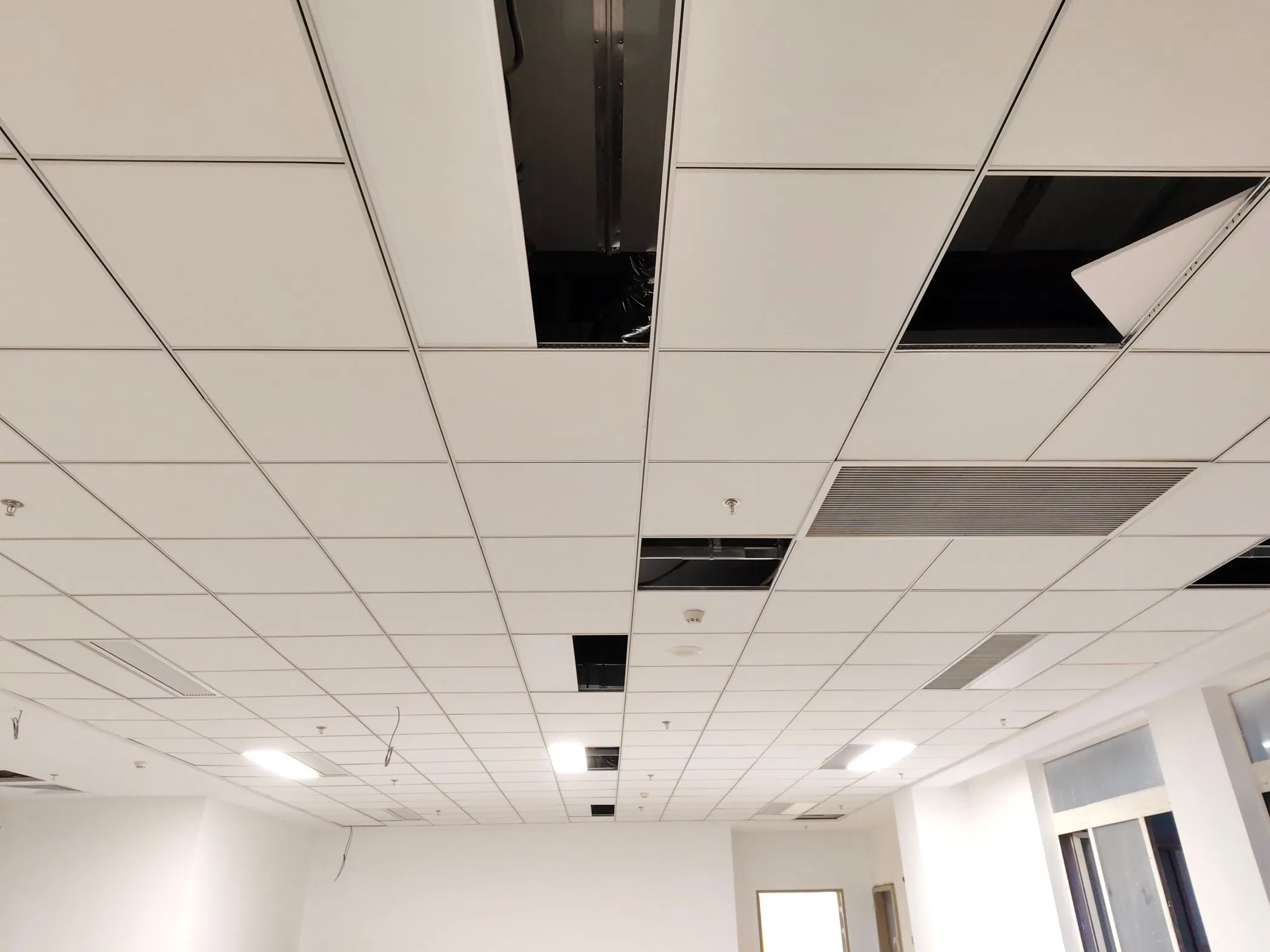 Factory Supply Acoustic Panel Suspended Insulation Ceiling Gird System and Sound-Absorbing Ceiling