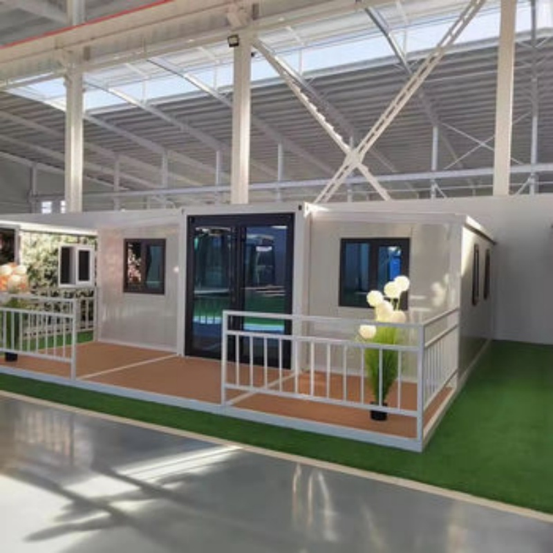 Factory Price Wholesale High Quality Fashionable Minimalist Container Home Container House fashion Modular Prefabricated Container House