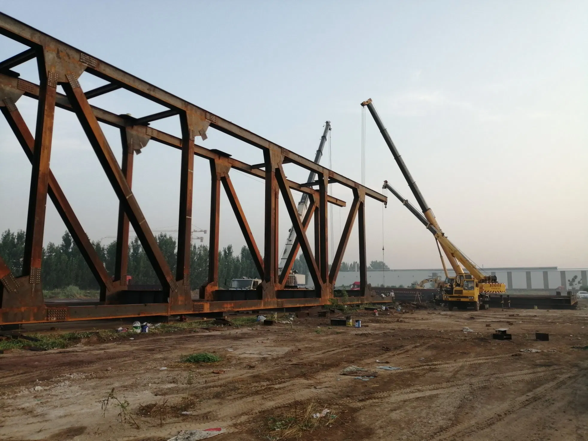 Modern Prefabricated Steel Structural Bridge From China by SGS & ISO Approved