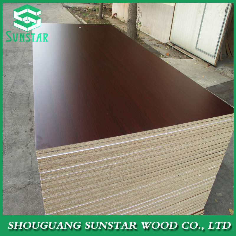 18mm/16mm/15mm/9mm Melamine Plain Veneer Wood Grain Solid Color Particle Board Chipboard for Furniture Cabinet Construction Wholesale Building Material