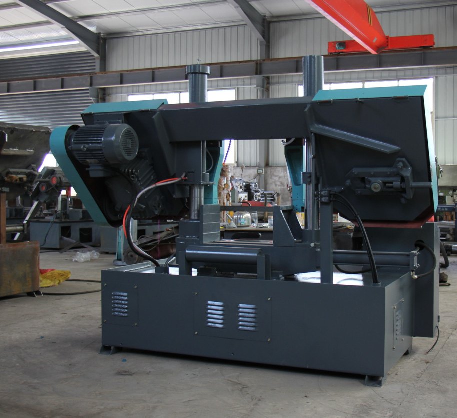 Ленточная пила по металлу с регулировкой скорости автоматическая