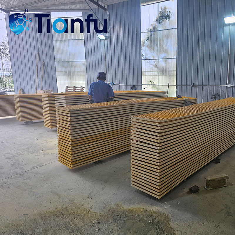 FRP Grating China Manufacturer Factory Price Anti-Slip Walkway Panels Heavy Duty