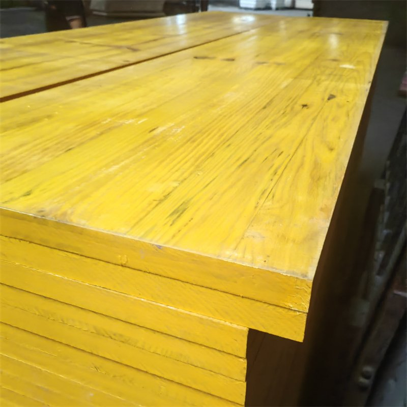 Reusable Yellow Concrete Yellow-Painted Concrete Formwork 3-Ply