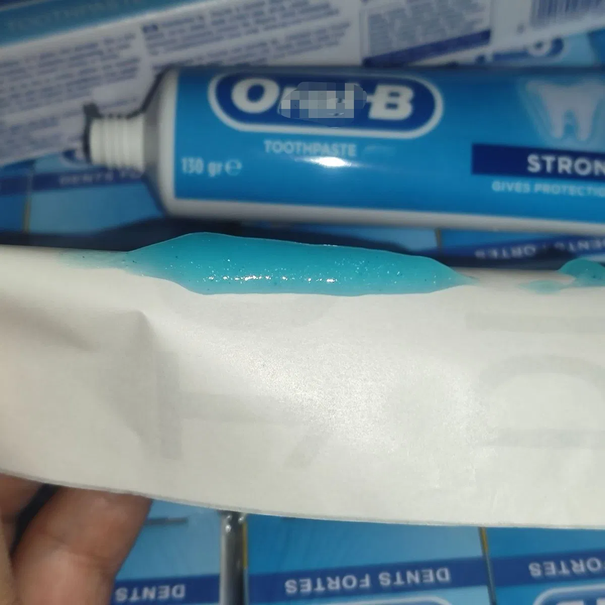 Anti-Cavity Whitening Toothpaste for Sensitive Teeth Herbal Mint Freshness