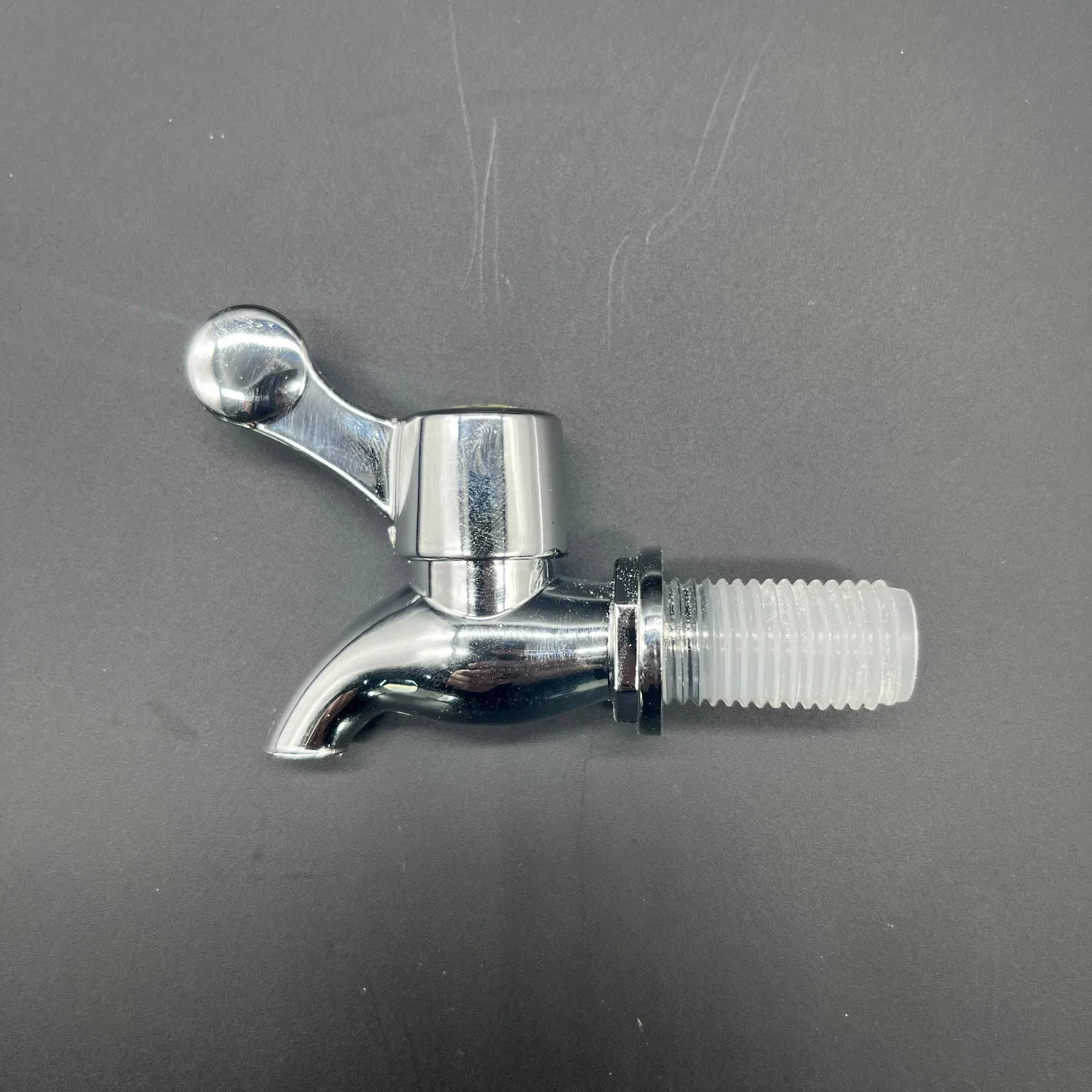 China Plastic Water Dispenser Tap Water Spout Faucet Durable Taps
