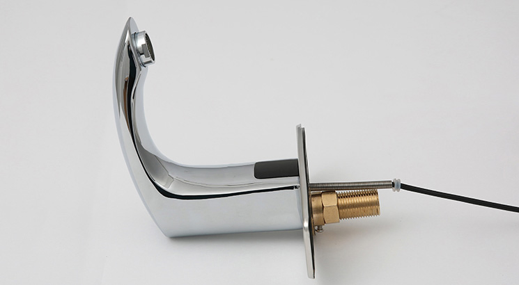 Quality Brass Automatic Faucet Chrome Finished (6008)