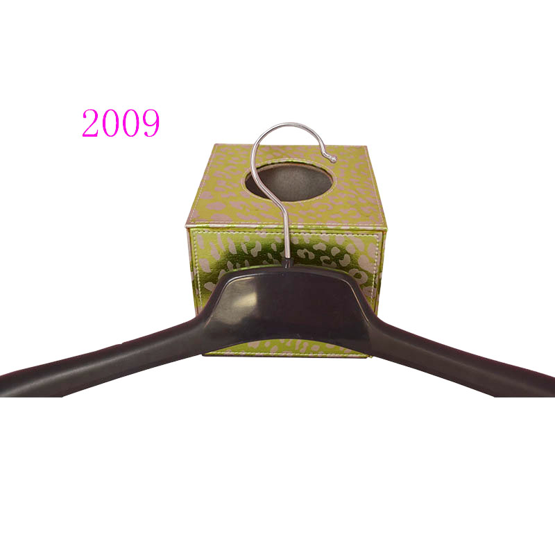 17 Inch Plastic Black Thin Shoulder Male Sweater Display Hanger