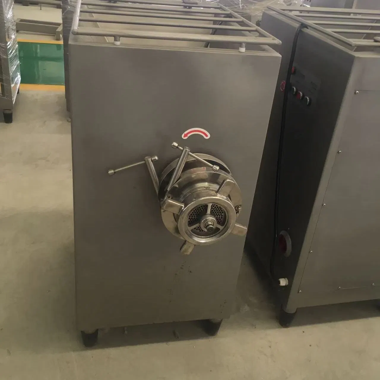 Heavy-Duty Frozen Meat Chopper and Grinder for Efficient Processing Meat Chopper