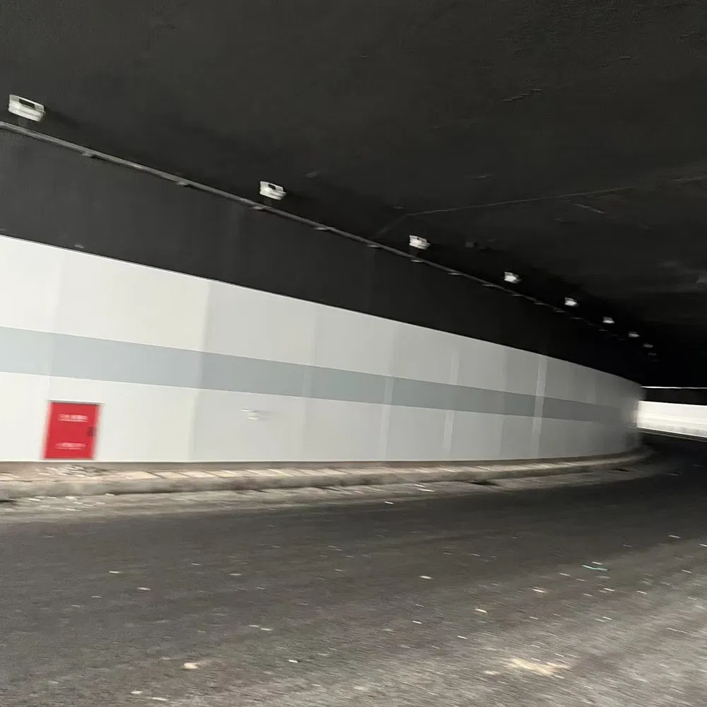 High Quality Fire-Resistant Railway Tunnel Decorative Panel for Passenger Safety Zones