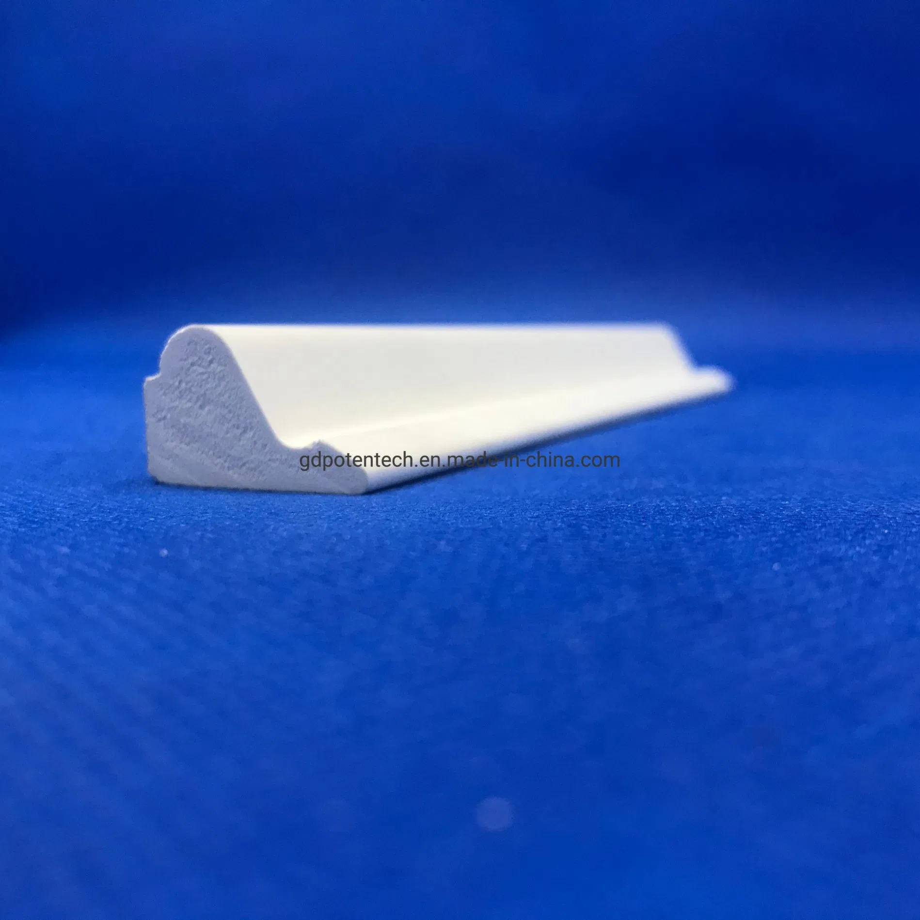 High Quality Exterior PVC Base Cap Moulding for House Decoration